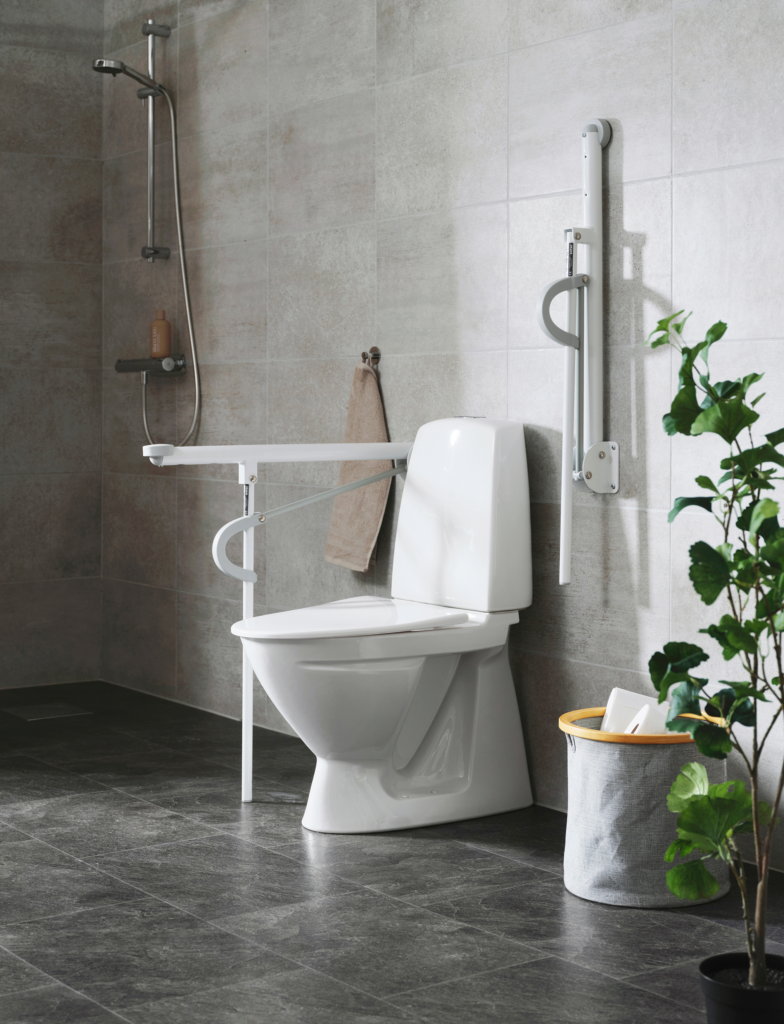 Etac OptimaL -tukikaide wc-istuimen vieressä
