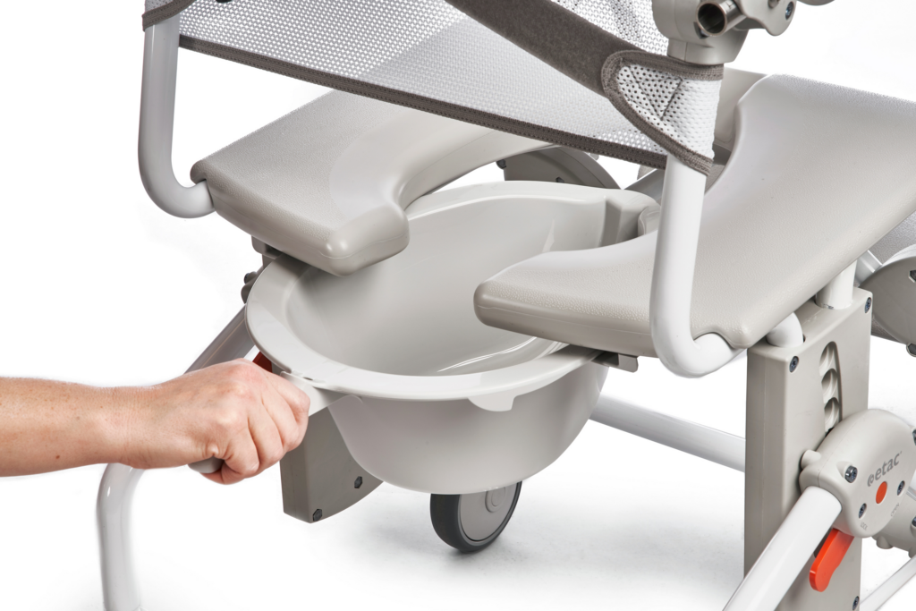 Etac Swift Mobil-2 - suihku ja -wc-tuoli - pan handling