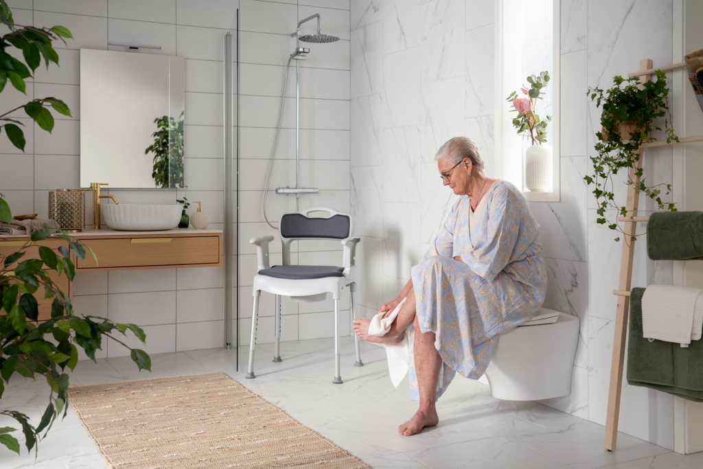 Etac Swift -wc-tuoli