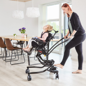 R82 High-low:xo - istuinjärjestelmän alusta - äiti ja lapsi