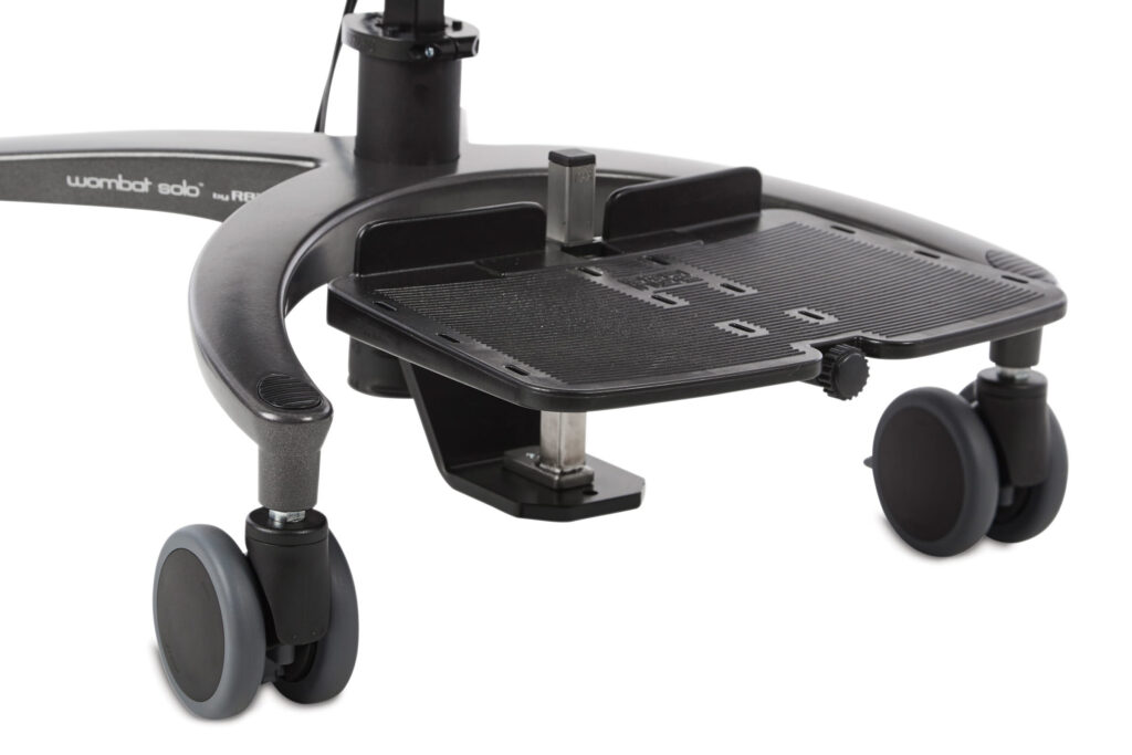 R82 Wombat Solo -työtuoli, koko 2 - footrest frame mounted