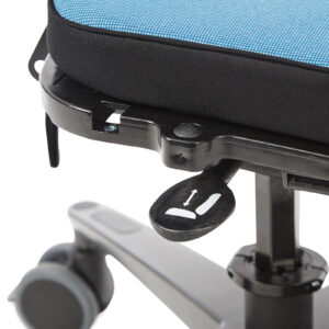R82 Wombat Solo -työtuoli, koko 2 - height handle under seat