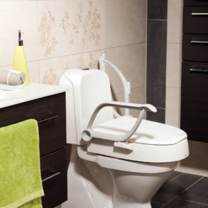 Etac Cloo - kiinteä wc-korotus yksi käsinoja ylhäällä