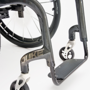 Permobil Progeo Duke -pyörätuoli, jalkatuki